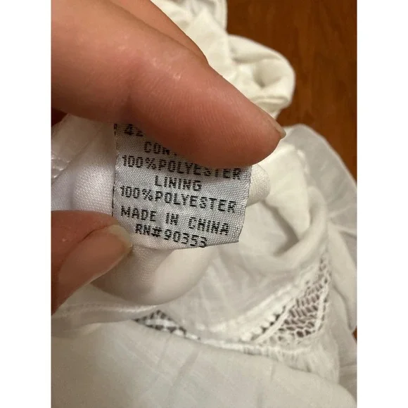 White Boho Smocked Maxi Dress V-Neck Flutter Sleeve Crochet Lace Trim small - Picture 3 of 7